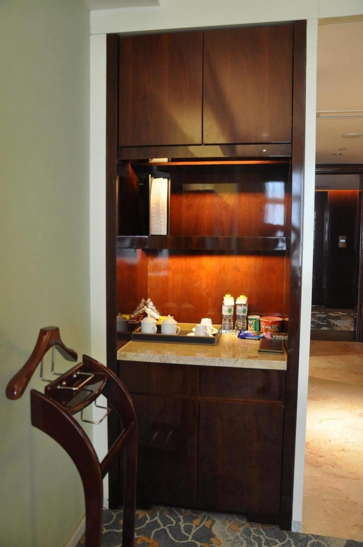 Happiness Hotel Changzhou  Exterior photo