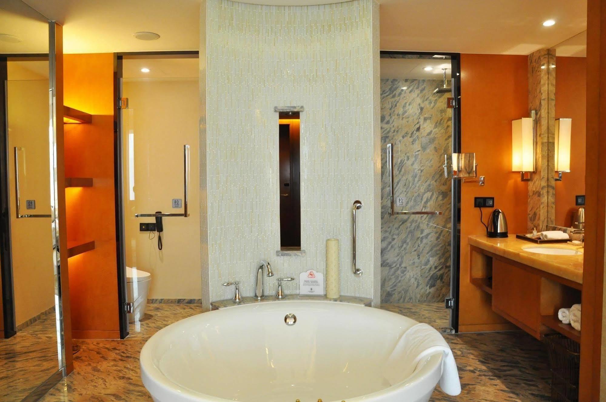 Happiness Hotel Changzhou  Exterior photo