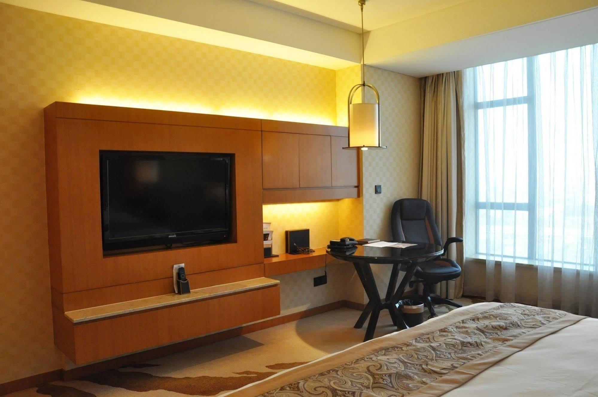 Happiness Hotel Changzhou  Exterior photo
