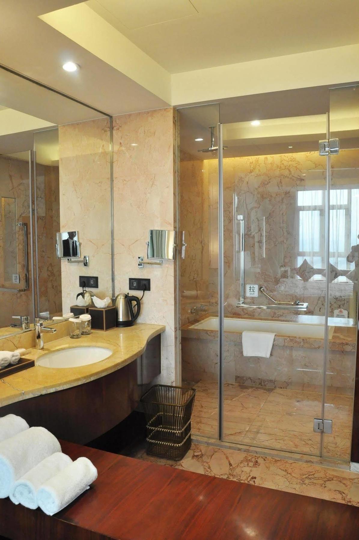 Happiness Hotel Changzhou  Exterior photo